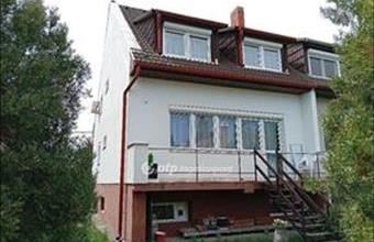 Eladó Veszprémi ikerház hirdetés (77993794)