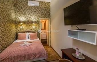 Eladó Budapest VII. kerületi tégla lakás hirdetés (54446939)