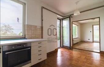 Eladó Budapest III. kerületi családi ház hirdetés (39452238)