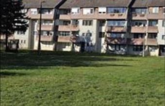 Eladó Körmendi csúsztatott zsalus lakás hirdetés (68444491)