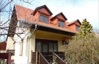 Eladó Hévízi családi ház hirdetés (95996742)