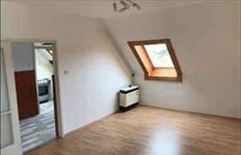 Eladó Keszthelyi csúsztatott zsalus lakás hirdetés (51344345)