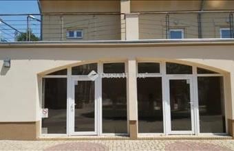 Eladó Kalocsai üzlethelyiség utcafronton hirdetés (44471389)
