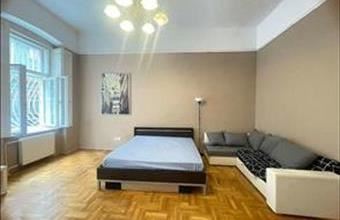Eladó Budapest VI. kerületi tégla lakás hirdetés (36242247)