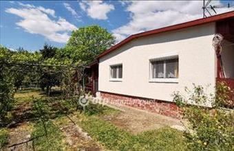 Eladó Révfülöpi hétvégi ház hirdetés (94494577)