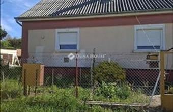 Eladó Gyömrői családi ház hirdetés (74359477)