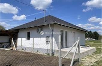 Eladó Inárcsi ikerház hirdetés (63843932)