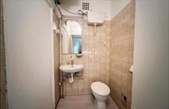 Eladó Szombathelyi üzlethelyiség utcafronton hirdetés (82686955)