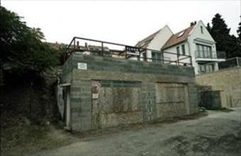 Eladó Pécsi családi ház hirdetés (57837443)