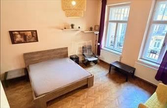Eladó Budapest VII. kerületi tégla lakás hirdetés (64742764)