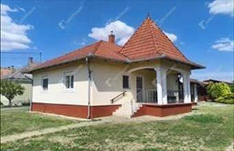 Eladó Zalaszentlászlói családi ház hirdetés (58555182)