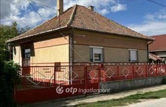 Eladó Hosszúpályi családi ház hirdetés (33342428)