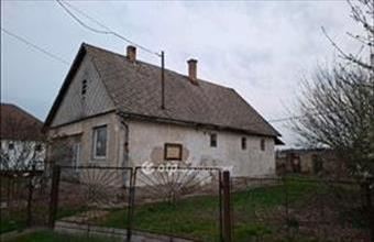 Eladó Tiszavasvári családi ház hirdetés (32892824)