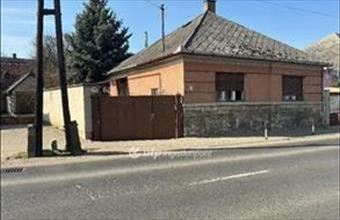 Eladó Nagykállói családi ház hirdetés (94455485)