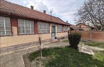 Eladó Hajdúböszörményi családi ház hirdetés (43432748)