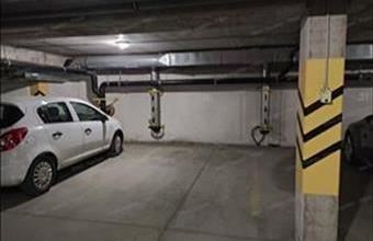 Kiadó Szombathelyi egyedi garázs hirdetés (79975354)