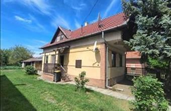 Eladó Törökszentmiklósi családi ház hirdetés (57741375)