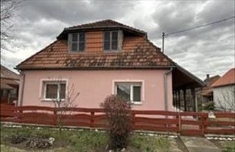 Eladó Somogyudvarhelyi családi ház hirdetés (42533456)