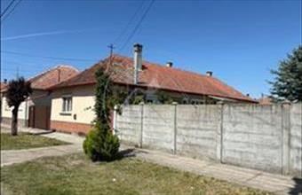 Eladó Gyulai családi ház hirdetés (93359652)