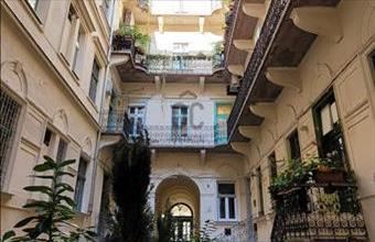 Eladó Budapest V. kerületi tégla lakás hirdetés (71239739)