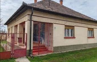 Eladó Kengyeli családi ház hirdetés (99972384)