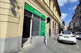 Kiadó Budapest VII. kerületi üzlethelyiség utcafronton hirdetés (99998486)