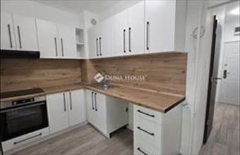 Eladó Pécsi panel lakás hirdetés (23353973)
