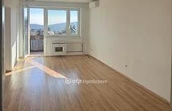 Eladó Budapest II. kerületi csúsztatott zsalus lakás hirdetés (24149378)