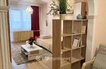 Eladó Győri panel lakás hirdetés (99943684)