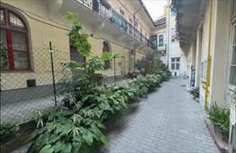 Eladó Budapest VI. kerületi tégla lakás hirdetés (36573843)