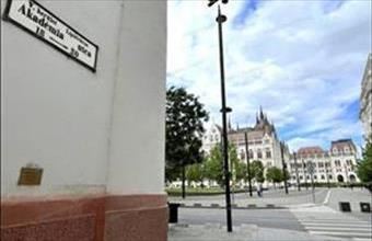Eladó Budapest V. kerületi tégla lakás hirdetés (13949618)