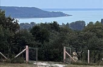 Eladó Balatonalmádi külterületi telek hirdetés (57394542)