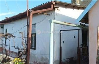Eladó Mezőhegyesi sorház hirdetés (74849949)