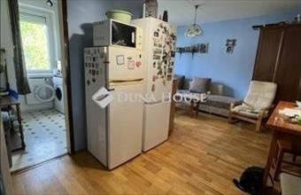 Eladó Balatonalmádi panel lakás hirdetés (74256672)
