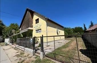 Eladó Tápiószecsői családi ház hirdetés (93357433)