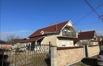 Eladó Pilisi családi ház hirdetés (43443773)