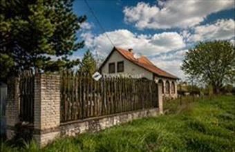Eladó Sülysápi családi ház hirdetés (24337229)