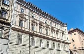 Eladó Budapest VI. kerületi tégla lakás hirdetés (74743346)