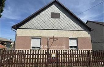 Eladó Kunmadarasi családi ház hirdetés (59647147)