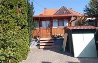 Eladó Balatonfüredi családi ház hirdetés (74123389)
