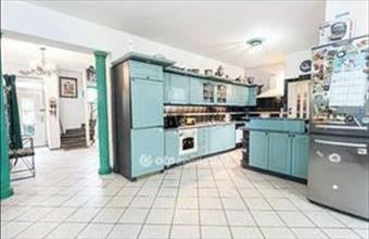Eladó Budapest XV. kerületi családi ház hirdetés (43453247)
