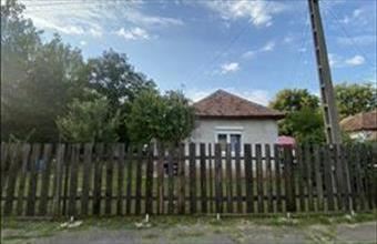 Eladó Ládbesenyői családi ház hirdetés (74765771)