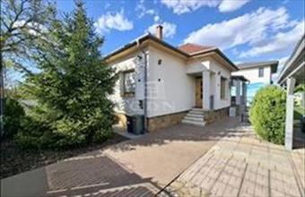 Eladó Budapest XVIII. kerületi családi ház hirdetés (33822175)