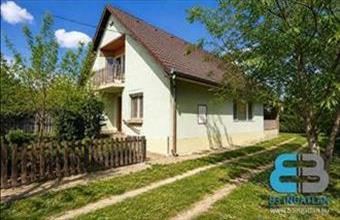 Eladó Adonyi családi ház hirdetés (93383743)