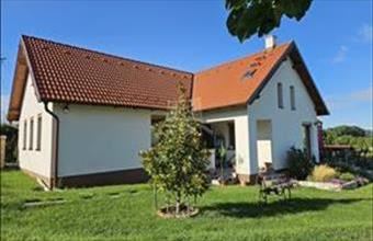 Eladó Fertőrákosi családi ház hirdetés (67734617)