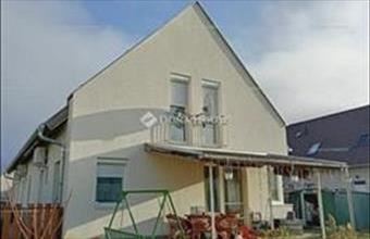 Eladó Váci sorház hirdetés (12714643)
