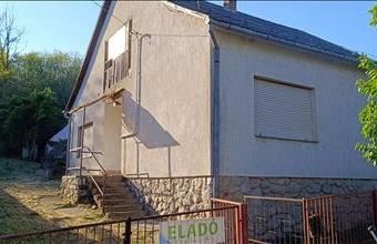 Eladó Hőgyészi családi ház hirdetés (85664553)