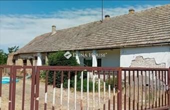 Eladó Pincehelyi családi ház hirdetés (59432743)