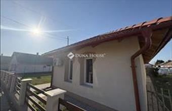 Eladó Abonyi családi ház hirdetés (24491235)