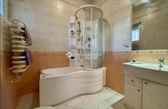 Eladó Budakeszi családi ház hirdetés (33463833)